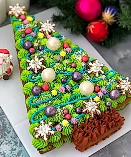 Новогодний торт в форме елки