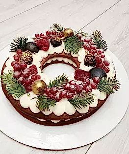 Новогодний торт с медовыми коржами