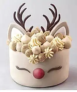 Новогодний торт в форме оленя