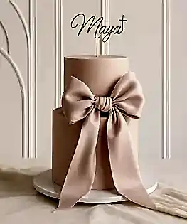 Свадебный торт с бантом из ткани