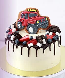 Торт с красной машиной