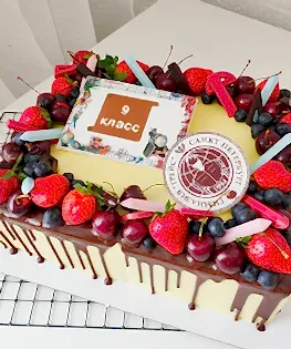 Торт на выпускной №8