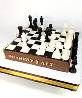 Торт в виде шахматной доски