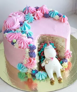 С единорогом №5