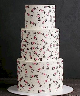 Свадебный торт с надписями 