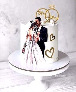 Свадебный торт в один ярусом с молодоженами и кольцами
