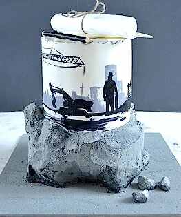 Торт на День Строителя в виде цемента