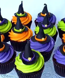 Капкейки со шляпками на Хеллоуин