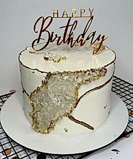 Торт с имитацией хрусталя и топером