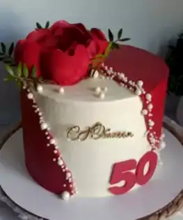 Торт на юбилей с сахарными с цветами