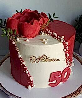 Торт на юбилей с сахарными с цветами