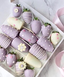 Клубника +бананы в шоколаде 