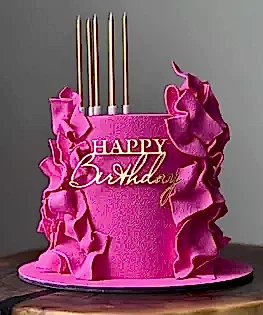 Торт розовый с рюшами для девушки