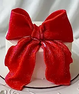 Торт новогодний с бантиком