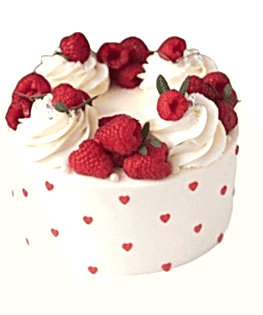 Торт с сердечками и малиной