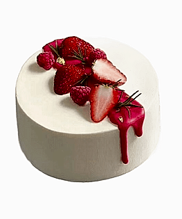 Торт с ягодами клубники и малины