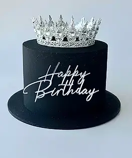 Торт блестящий с короной в черном цвете