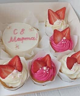 Набор десертов на 8 марта №2