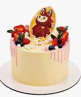 Торт Labubu с шоколадным яйцом