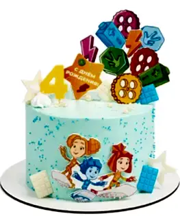 Торт Фиксики яркий с топперами и сладостями